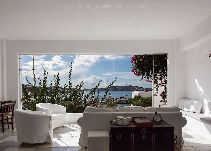Rhenia Mykonos 4*