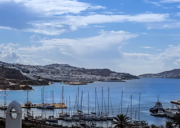 Rhenia Mykonos 4* טורלוס