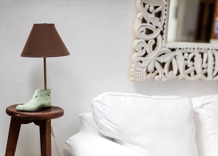 Rhenia Mykonos Hotel Tourlos