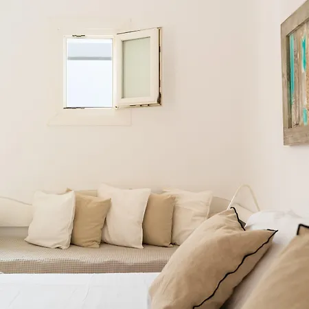 Rhenia Mykonos Hotel